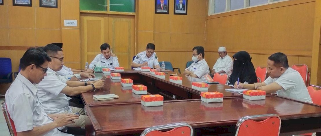 Rapat Persiapan Verifikasi Lapangan (Verlap) Kompetisi Inovasi Pelayanan Publik (KIPP) Tingkat Provinsi Sulsel, di Ruang Rapat Sekda, Rabu, 15 Maret 2023. Rapat Persiapan Verifikasi Lapangan (Verlap) Kompetisi Inovasi Pelayanan Publik (KIPP) Tingkat Provinsi Sulsel, di Ruang Rapat Sekda, Rabu, 15 Maret 2023.