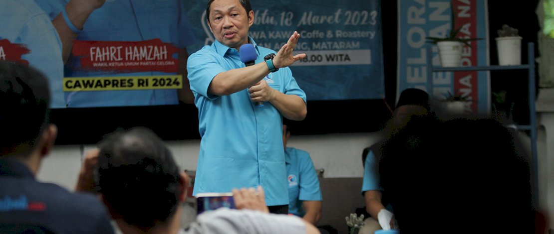 Ketua Umum Partai Gelombang Rakyat Indonesia (Gelora), Anis Matta melakukan safari politik ke Lombok, Nusa Tenggara Barat (NTB), Sabtu (18/3/2023).