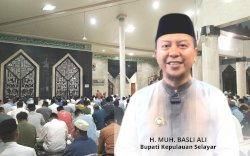 Hari Pertama Tarwih, Basli Ali Harap Hantarkan Derajat Ketakwaan yang Lebih Tinggi