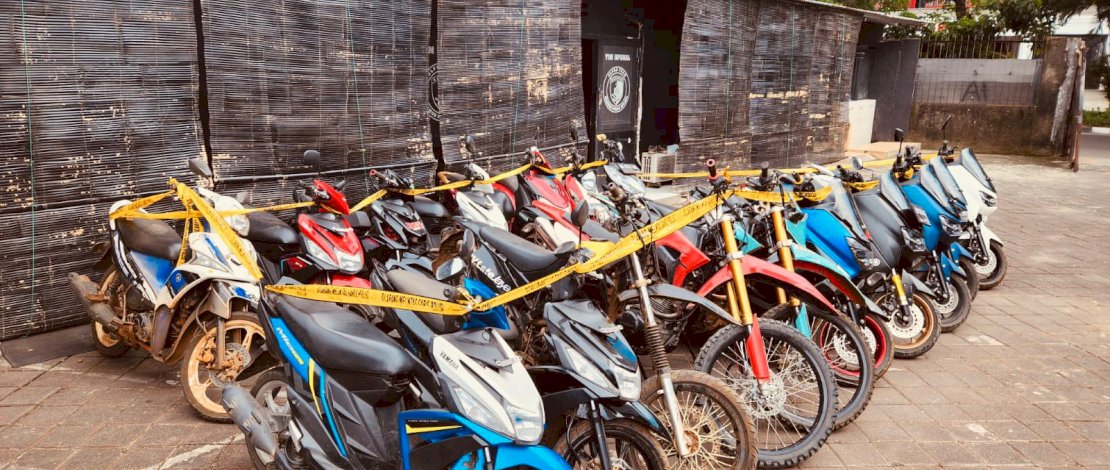 Sepeda motor yang disita dari para pelaku.
