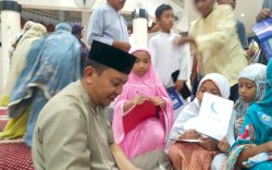 Isi Mimbar Mesjid Agung Al Umaraini, Bupati Basli Ingatkan Jamaah Perbanyak Ibadah Sosial di Bulan Ramadan