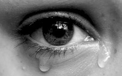 Benarkah Menangis Membatalkan Puasa? Ini Faktanya! 