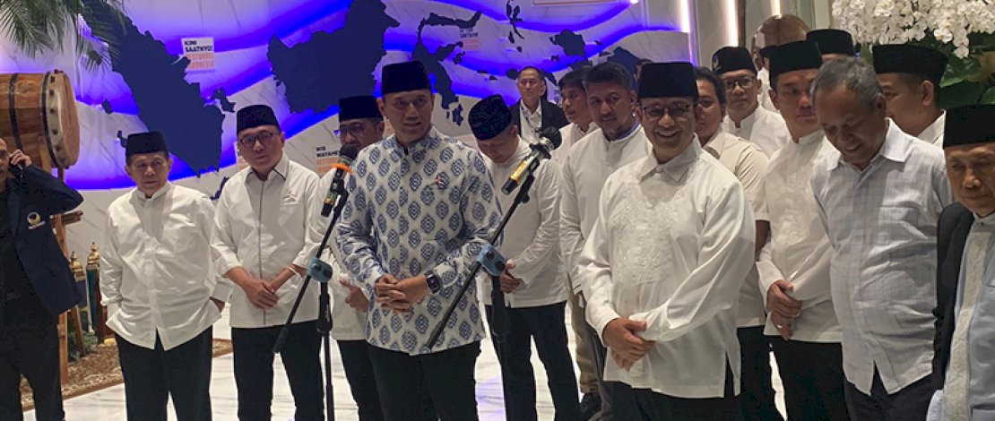 Anies Baswedan saat jumpa pers usai menghadiri acara Buka Puasa Bersama di Nasdem Tower, Jakarta Pusat, Sabtu malam, 25 Maret 2023.