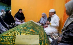 Lepas Jenazah Megawati Pawe, Taufan Pawe Minta Permohonan Maaf Masyarakat