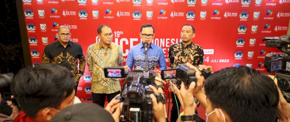 Ketua Umum Asosiasi Pemerintah Kota Seluruh Indonesia (APEKSI), Bima Arya menyampaikan jika pelaksanaan Rapat Kerja Nasional (Rakernas) APEKSI tahun 2023 akan membahas berbagai isu strategis terkait pemerintah kota.