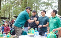 Bupati Gowa Hadiri Jalan Sehat Harlah Emas PPP Di Malino