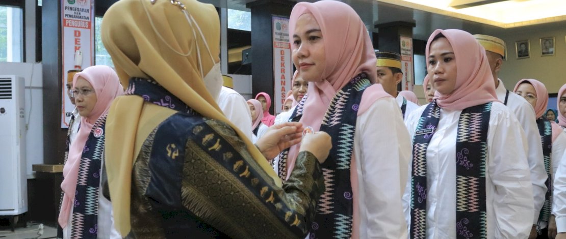 Hadiri Pelantikan Pengurus Dekranasda Takalar Baru, Bupati: Mari Ciptakan Produk Berdaya Saing