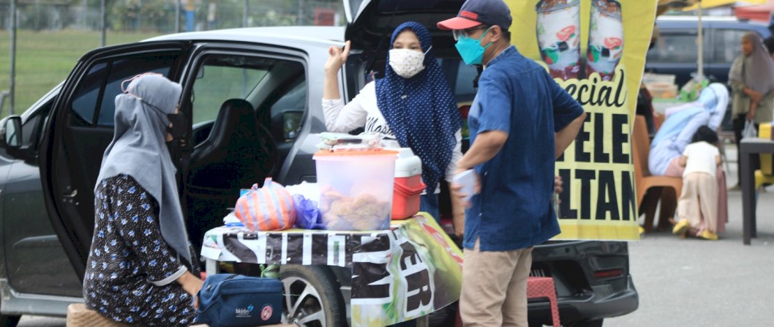 Pedagang Takjil di Bandara Andi Djemma Ramai, Dinilai Mampu Gerakkan Ekonomi 