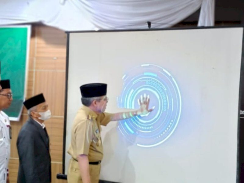 Taufan Pawe Buka Pelatihan Dakwah Kontemporer