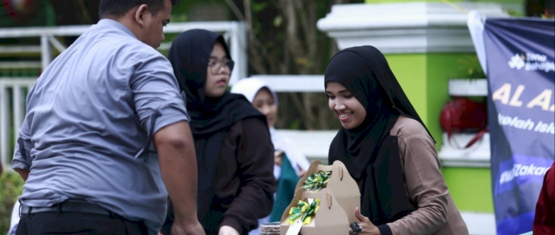 Semarak Ramadan Kolaborasi&nbsp; Sekolah Islam Al - Azhar Hertasning Makassar, UPT SPF SDN Aroeppala dan SMPN 40, berlangsung meriah.