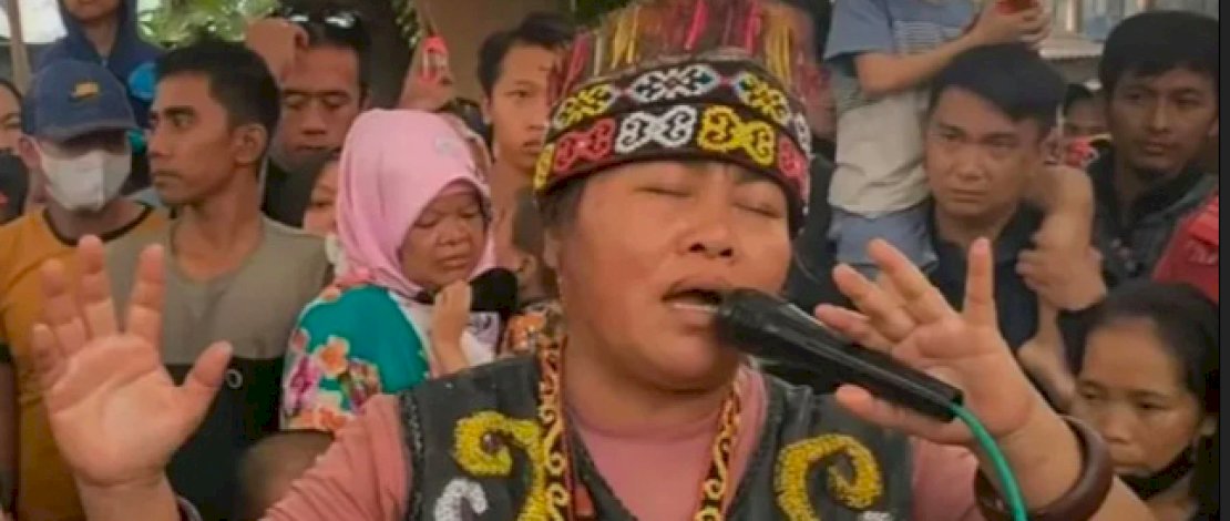 Viral Ida Dayak Disebutkan Mampu Sembuhkan Pangeran Arab: Sekadar Hoax? Viral Ida Dayak Disebutkan Mampu Sembuhkan Pangeran Arab: Sekadar Hoax?
