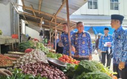 Wali Kota Parepare Pantau Pergerakan Harga Bahan Pokok di Pasar Lakessi