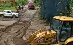 Pasca Banjir, Taufan Pawe Instruksikan Normalisasi Air Bersih