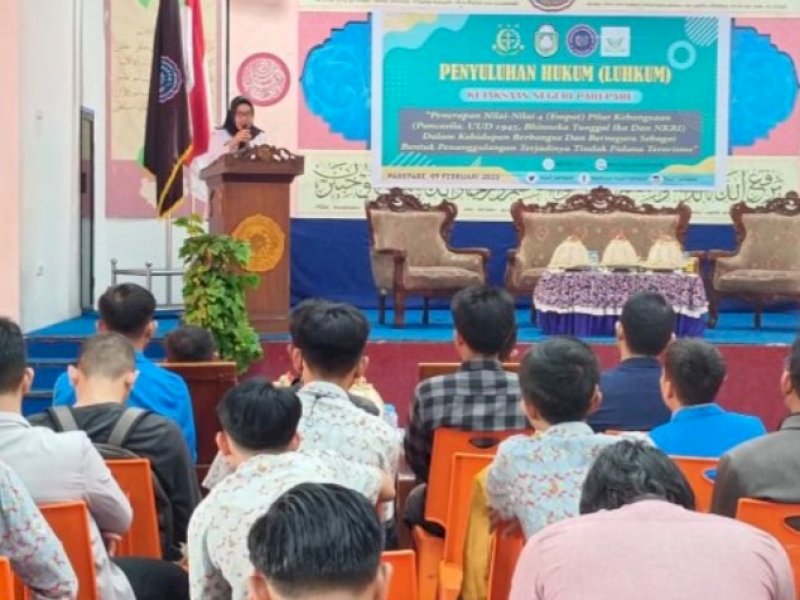 Pemkot - Kejari Parepare Beri Penyuluhan Hukum Bagi Kalangan Mahasiswa