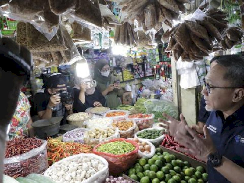 Mendag Tinjau Pasar Lokal: Harga Bahkan Cenderung Turun Jelang Lebaran