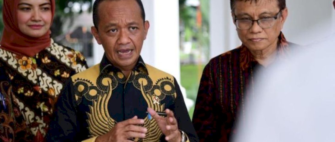Bahlil Minta Petunjuk Prabowo Soal Izin Pesantren Kelola Tambang Bahlil Minta Petunjuk Prabowo Soal Izin Pesantren Kelola Tambang