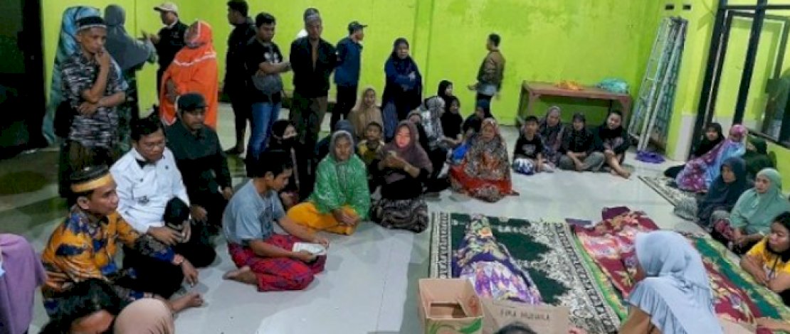 Ketua DPRD Makassar Rudianto Lallo Melayat di Rumah Duka Tertimpa Pohon Tumbang di Biringkanaya