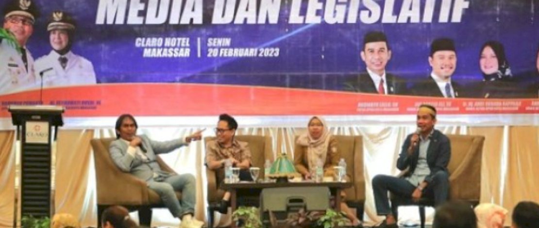 Dialog Publik DPRD Makassar, Rudianto Lallo: Pentingnya Bersinergi dengan Pers, Apalagi di Era Digital