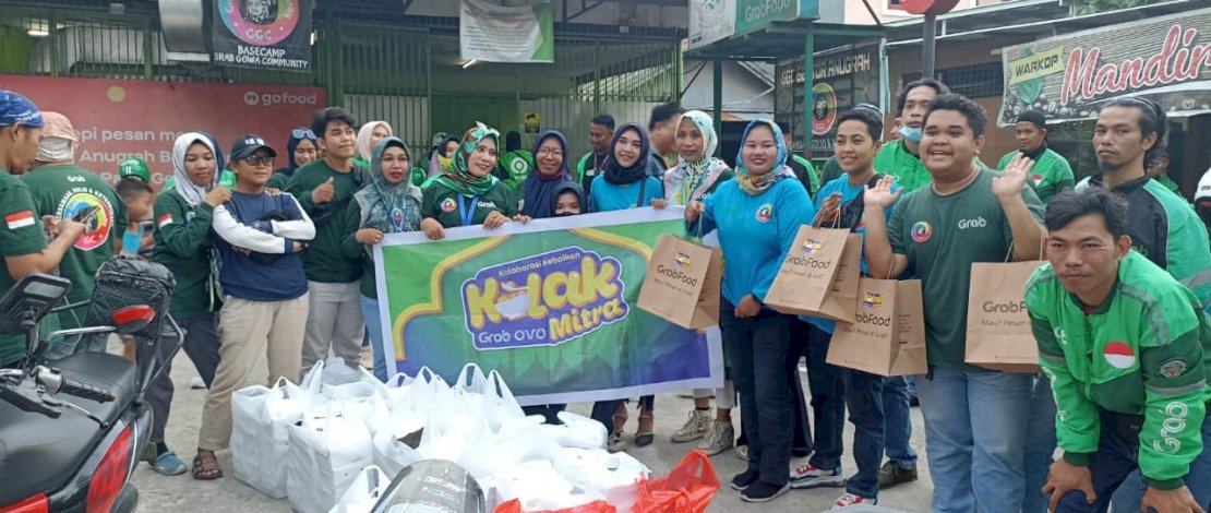 Ratusan Mitra Grab di Makassar Meriahkan Ramadan dengan Tausiyah dan Bagi-Bagi Takjil Gratis