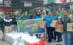 Ratusan Mitra Grab di Makassar Meriahkan Ramadan dengan Tausiyah dan Bagi-Bagi Takjil Gratis