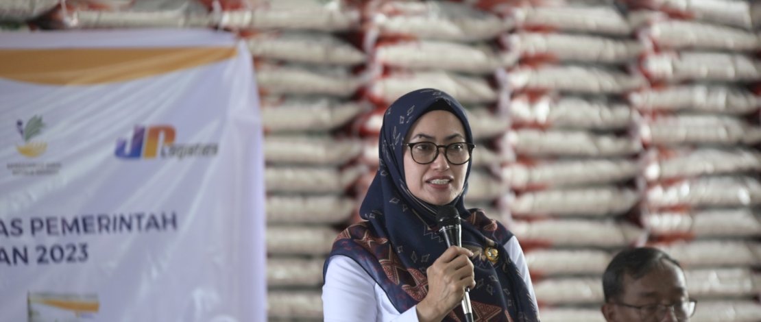 Launching Penyaluran CPP oleh Bupati Luwu Utara, Indah Putri Indriani, di Gudang Bulog Desa Patila, Kecamatan Tanalili, Rabu, 12 April 2023. Launching Penyaluran CPP oleh Bupati Luwu Utara, Indah Putri Indriani, di Gudang Bulog Desa Patila, Kecamatan Tanalili, Rabu, 12 April 2023.