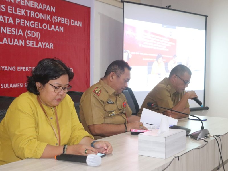 Asisten Pemerintahan - Kepala Diskominfo SP Selayar Komitmen Percepat SPBE