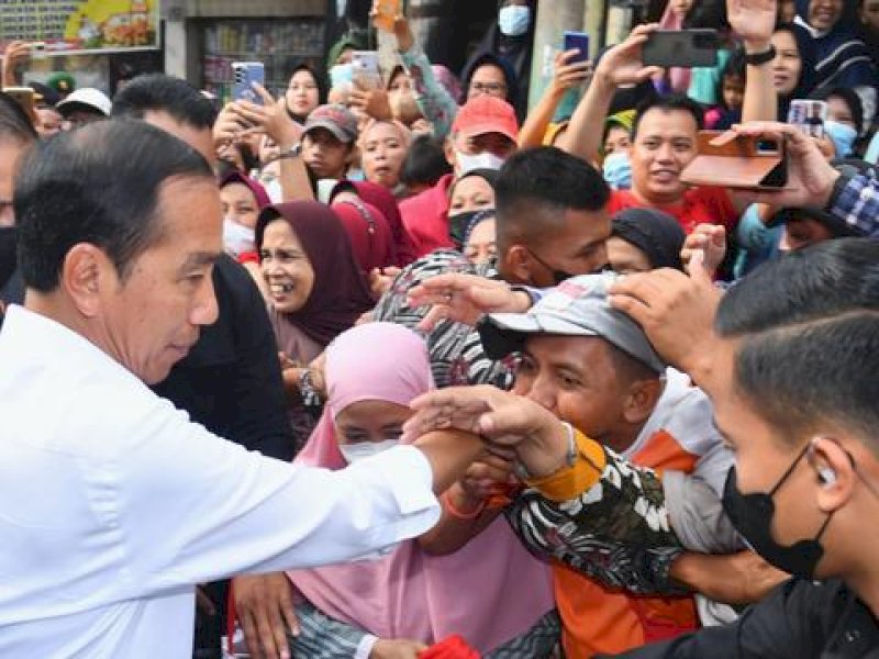 Presiden Jokowi Buka Pengaduan Jalan Rusak di Kolom Komentar Instagramnya