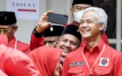 Hasil Survei SMRC, Dukungan Publik Terhadap Ganjar Pranowo Kembali Menguat