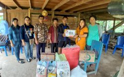 Pemprov Sulsel Salurkan Bantuan Logistik untuk Korban Terdampak Angin Puting Beliung di Toraja