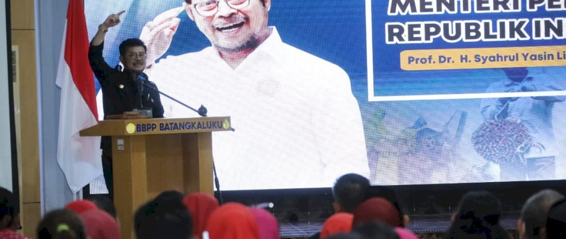 Mentan SYL saat membuka Rapat Kerja Wilayah Perhimpunan Penyuluh Pertanian Indonesa (Perhiptani) Sulawesi Selatan, Senin, 17 April 2023.