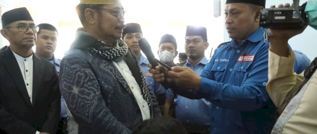 Mentan SYL shalat Idulfitri di Masjid Syekh Yusuf Kabupaten Gowa, Jalan Masjid Raya, Sungguminasa, Sumba Opu, Gowa, Sulawesi Selatan.