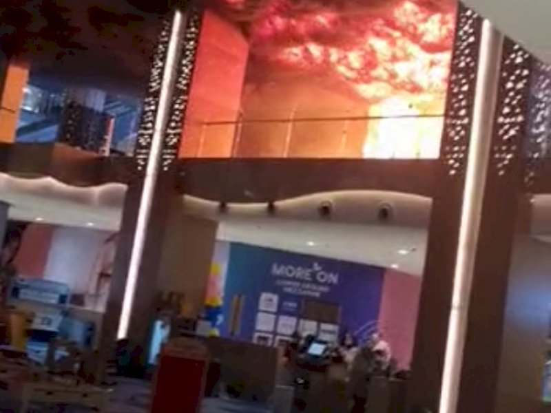Innalilahi, Trans Studio Makassar Terbakar