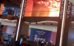 Innalilahi, Trans Studio Makassar Terbakar