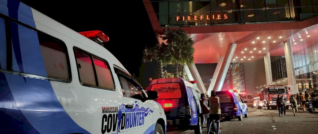 Ambulance Covid Hunter Makassar Recover Bantu Evakuasi Korban Kebakaran TSM