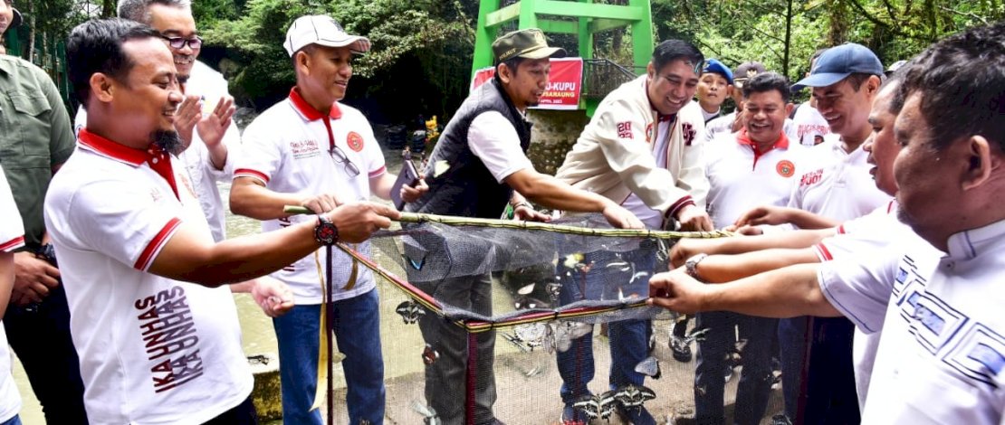 Gubernur Sulsel Lepas 19 Spesies Kupu-kupu di Bantimurung