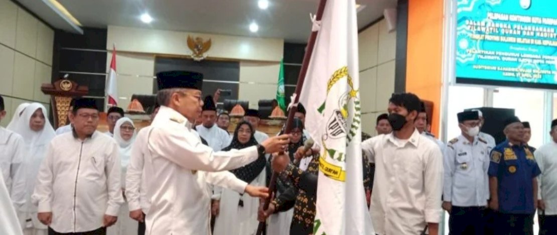 Wali Kota Parepare, Taufan Pawe, secara resmi melepas Kafilah Parepare yang akan mengikuti Seleksi Tilawatil Qur&rsquo;an dan Hadits (STQH) Tahun 2023.
