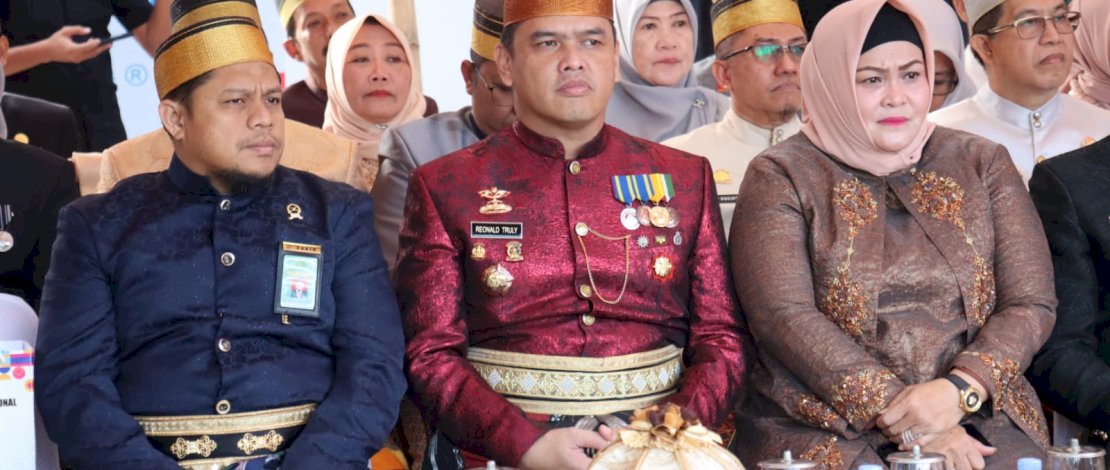 Ikuti Upacara Hardiknas, Kapolres Gowa Kenakan Pakaian Adat Bugis-Makassar