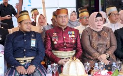 Ikuti Upacara Hardiknas, Kapolres Gowa Kenakan Pakaian Adat Bugis-Makassar