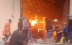 Innalilahi, Gudang di KIMA Terbakar!