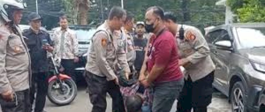 Penembak di Kantor MUI Ngaku 'Tuhan' Sambil Beraksi Penembak di Kantor MUI Ngaku 'Tuhan' Sambil Beraksi