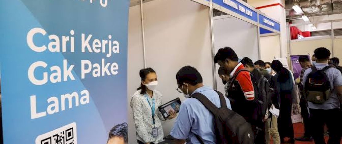 Penyerapan Tenaga Kerja Masih Rendah di Tengah Investasi yang Terus Melejit Penyerapan Tenaga Kerja Masih Rendah di Tengah Investasi yang Terus Melejit