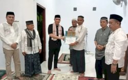 Safari Ramadhan, Sekda Takalar Berikan Bantuan Mesjid Nurussalam Bontoparang