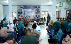 Tingkatkan Pelayanan Kesehatan Masyarakat, Pj Bupati Takalar Serahkan Mobil Ambulance 