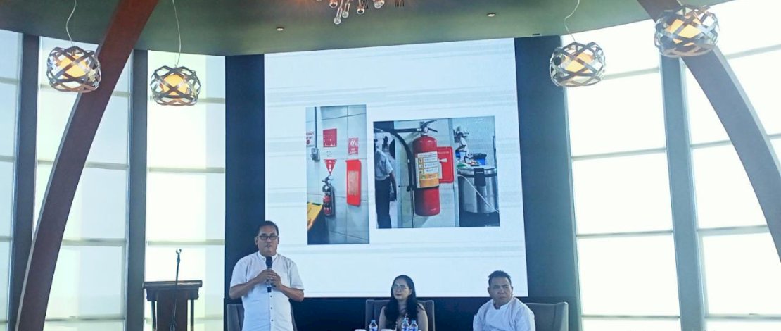 seminar expert talk di Aston Hotel Makassar