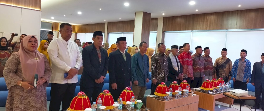 Pondok Pesantren Ulul Albab Kota Makassar menghelat perpisahan dan pelepasan tingkat Madrasah Aliyah (MA) dan Sekolah Menengah Pertama (SMP) Ulul Albab, di Hotel Premier, Sabtu, 6 Mei 2023.