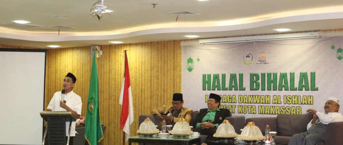 Ketua DPRD Makassar, Rudianto Lallo, menghadiri Halal Bihalal Lembaga Dakwah Al Ishlah Pusat Kota Makassar, di Hotel Karebosi Primier, Minggu, 7 Mei 2023.