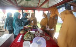 PKK di Gowa Hadirkan Puding Kelor Pelangi Bergizi Tinggi