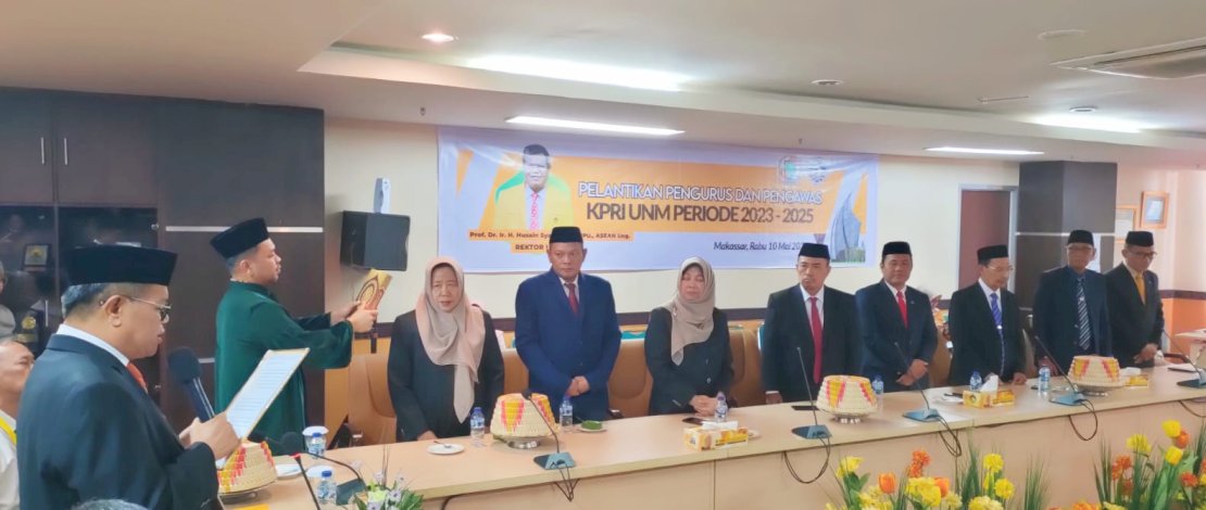 Pelantikan dan serahterima jabatan pejabat lama dan pejabat baru Pengurus KPRI UNM Periode 2023-2025
