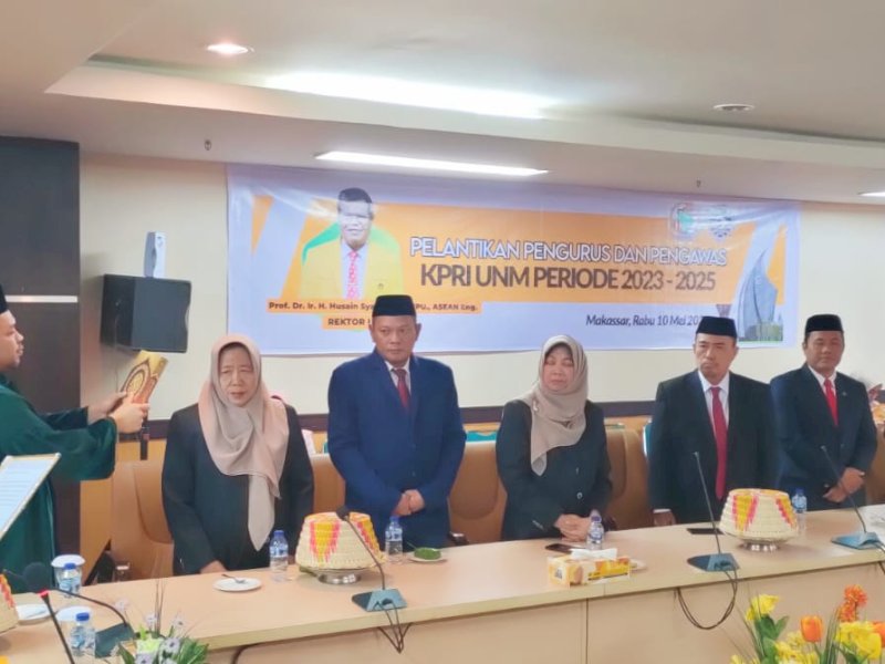 Rektor UNM Lantik Pengurus KPRI Periode 2023-2025, Tekankan Pola Kerja dan Semangat Baru