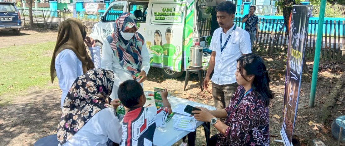 Tingkatkan Layanan dan Edukasi, Pegadaian Kanwil Makassar Hadirkan Mobil Pegadaian Keliling